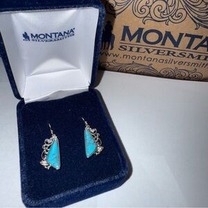 Montana Silversmiths Turquoise like stone and Silver  Earrings NEW